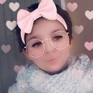 Meet your Posher, Renee